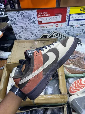 Nike Dunk Low Red Panda