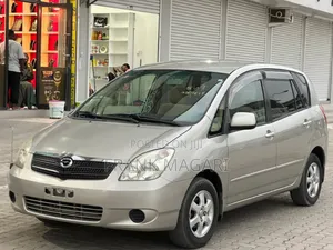 Toyota Corolla Spacio 1.5 X G-edition 2003 Gold