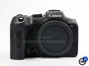 Canon EOS R7 Mirrorless Camera