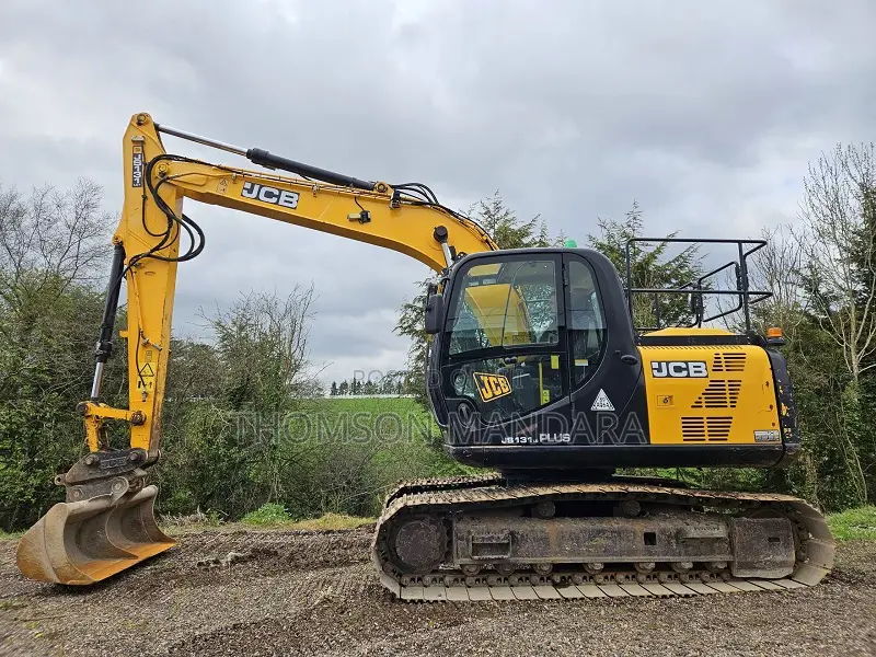 JCB Js131lc in UK