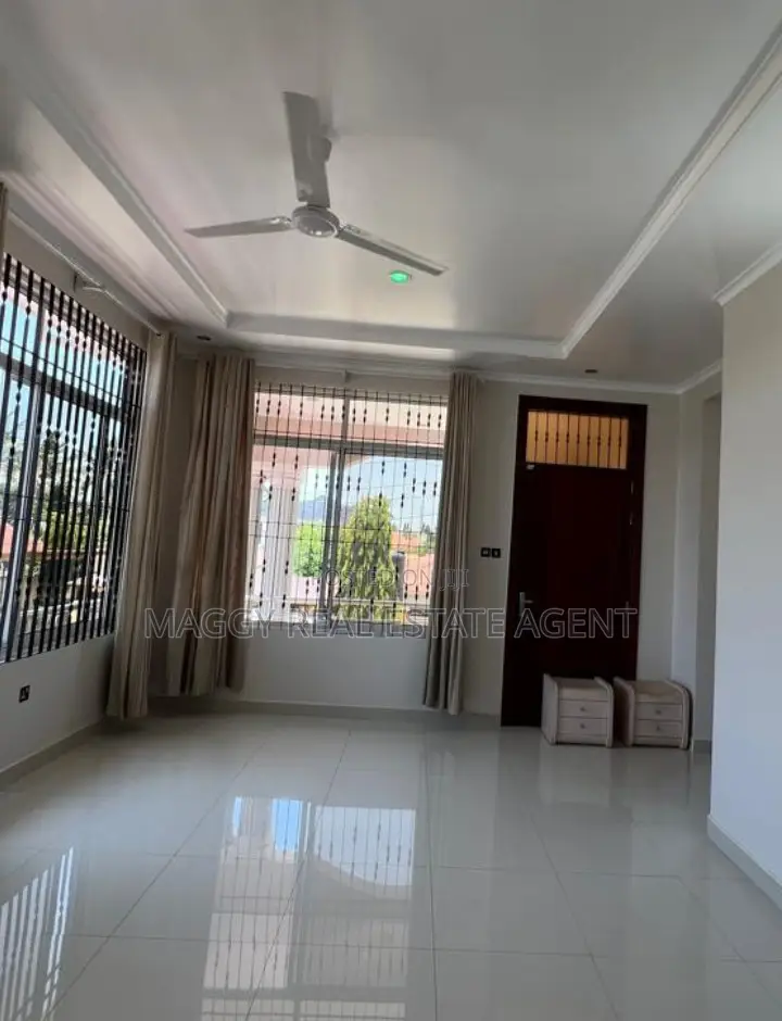 4bdrm House in Bunju Beach for rent