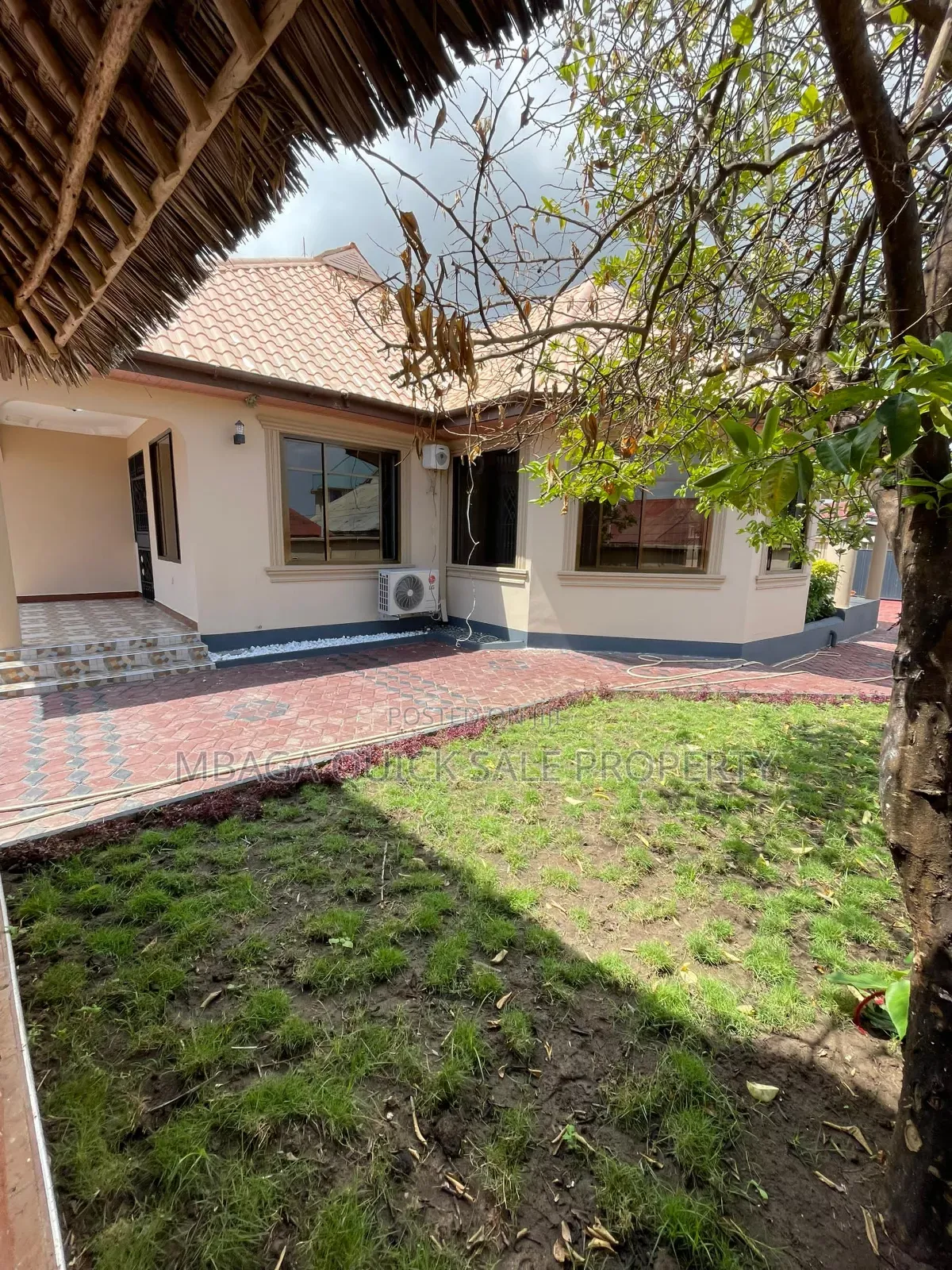 3bdrm House in Boko, Bunju for rent