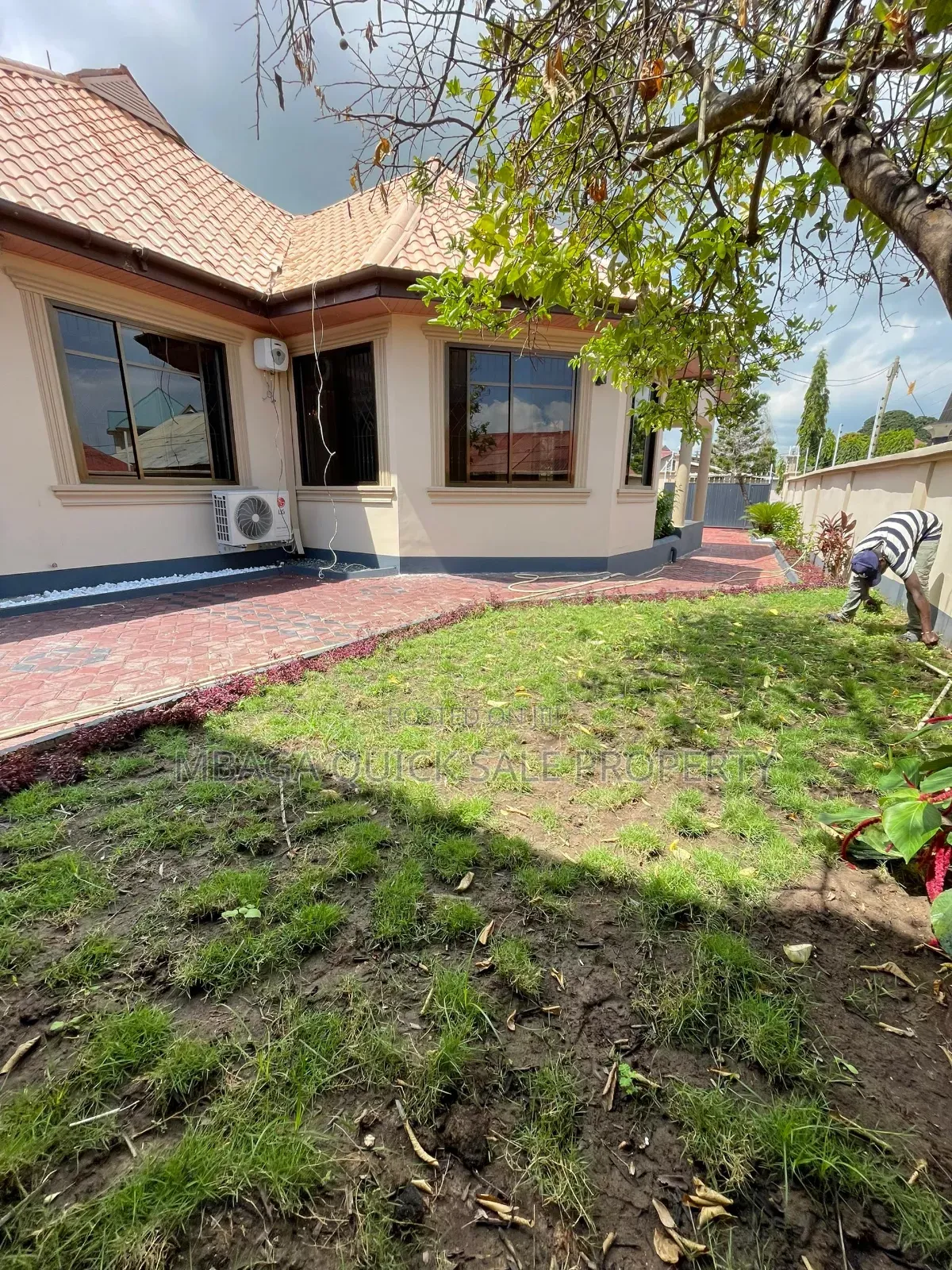 3bdrm House in Boko, Bunju for rent