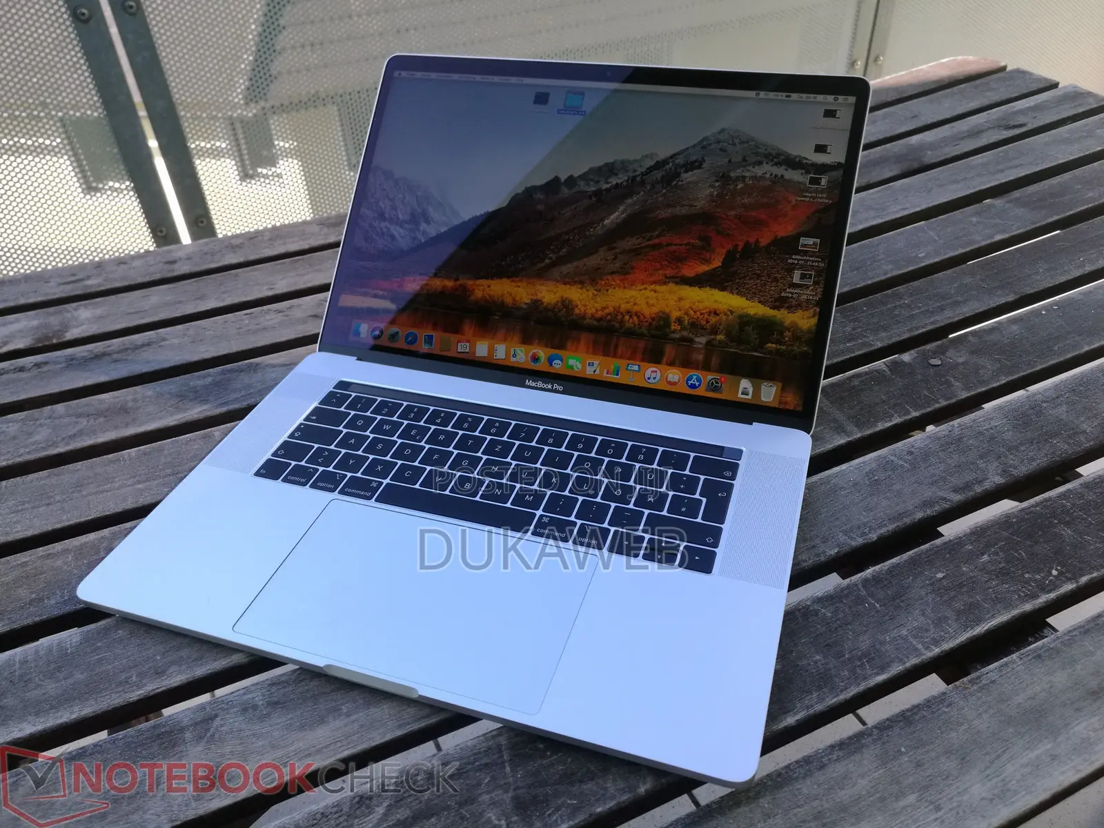 Laptop Apple MacBook Pro 2017 32GB Intel Core I9 SSD 512GB
