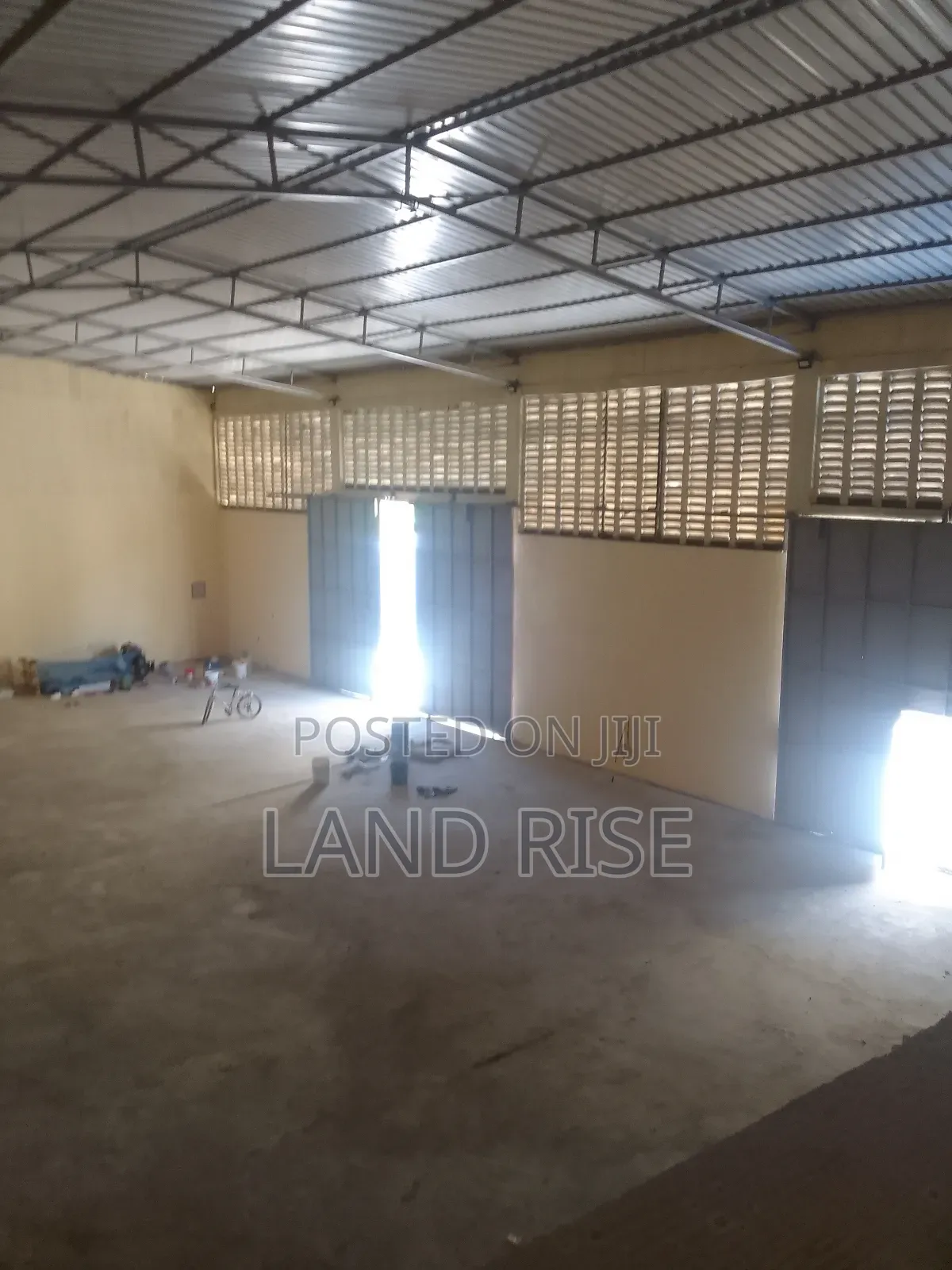 600 SQM in Mikocheni