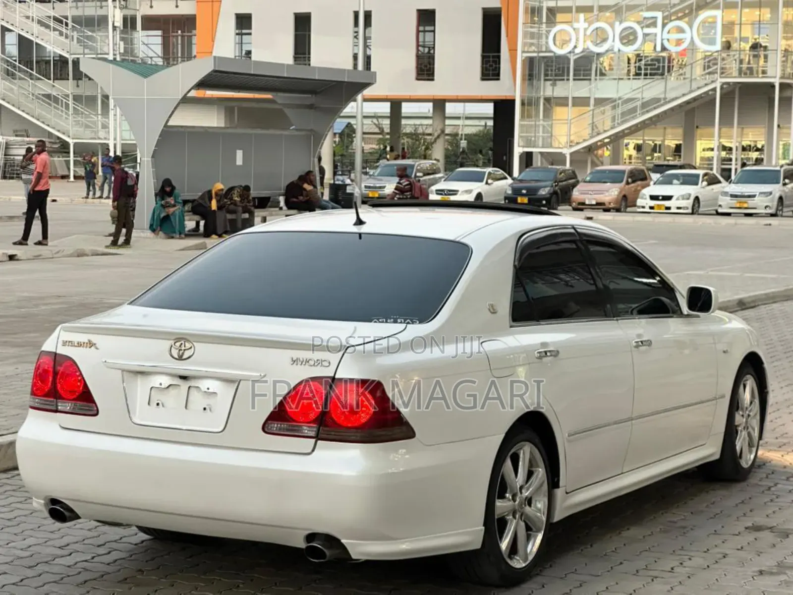 Toyota Crown 2006 White