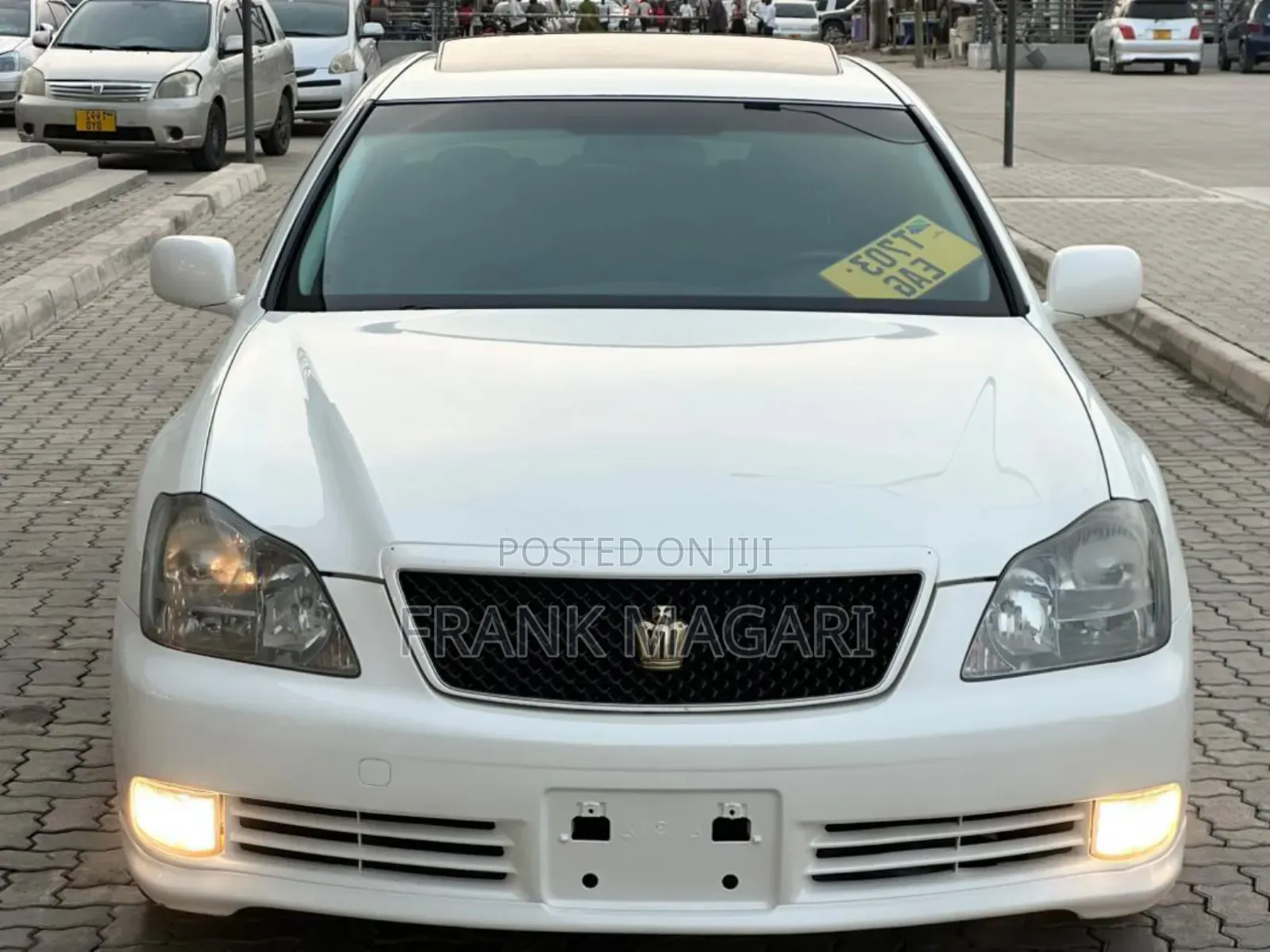 Toyota Crown 2006 White