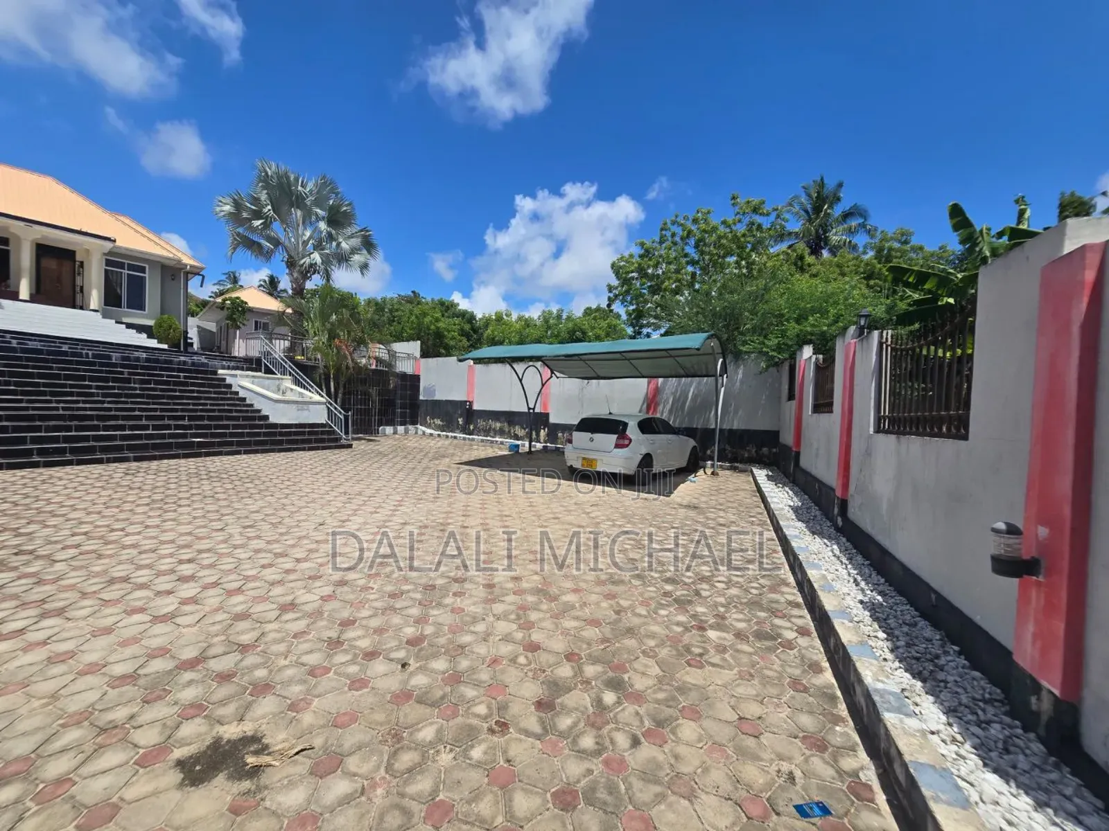 3bdrm House in Kinzudi, Goba for sale