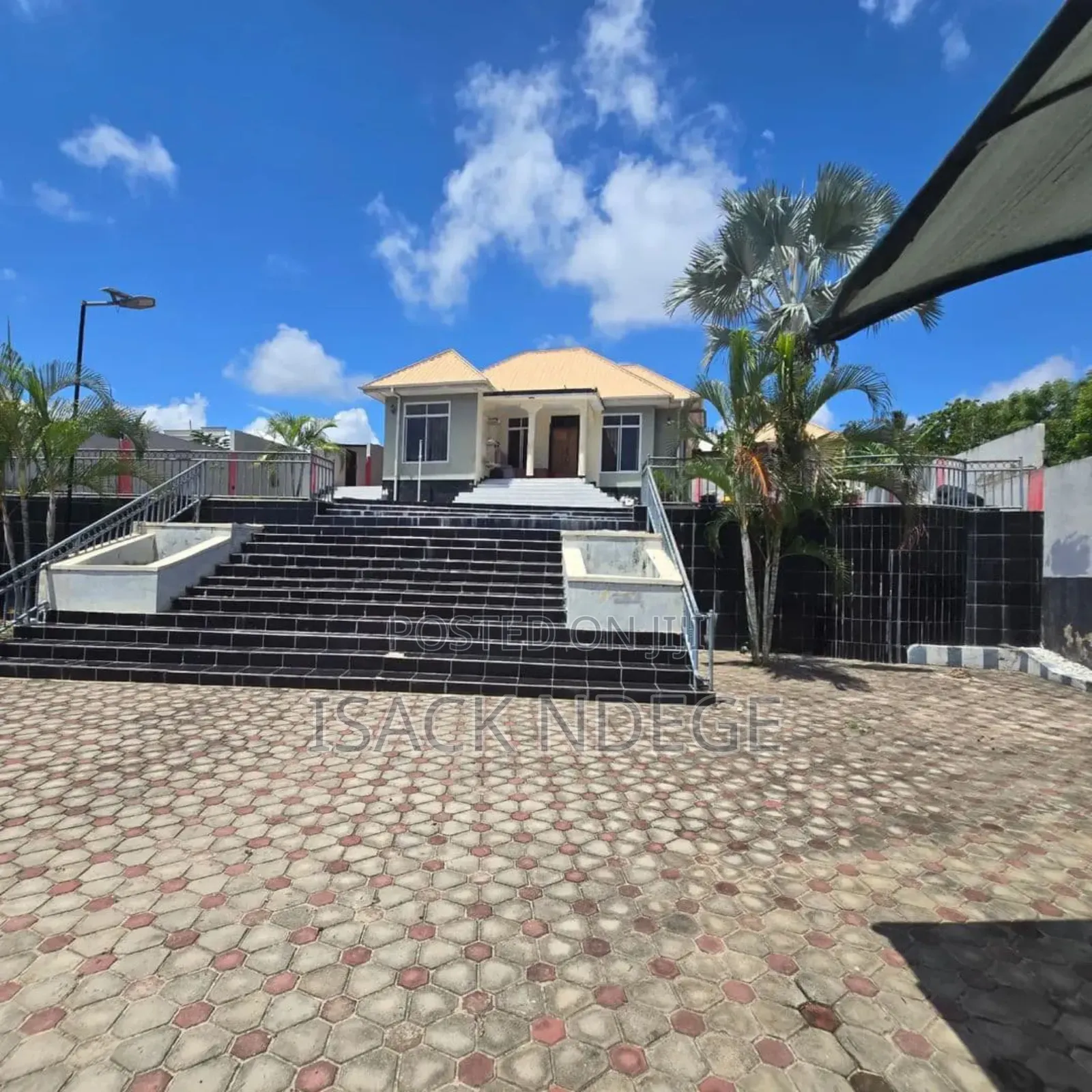 3bdrm House in Salasala, Kinondoni for sale