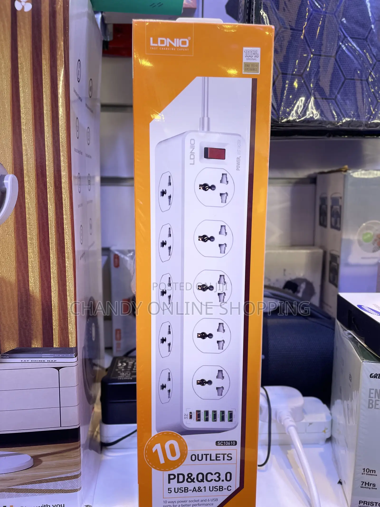 10 Ways Power Socket and 6 Usb Ports USB C