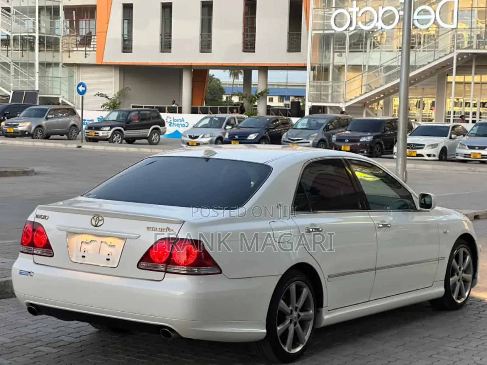 Toyota Crown Royale 2005 White