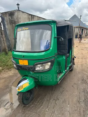 TVS Neo NX 2022 Green
