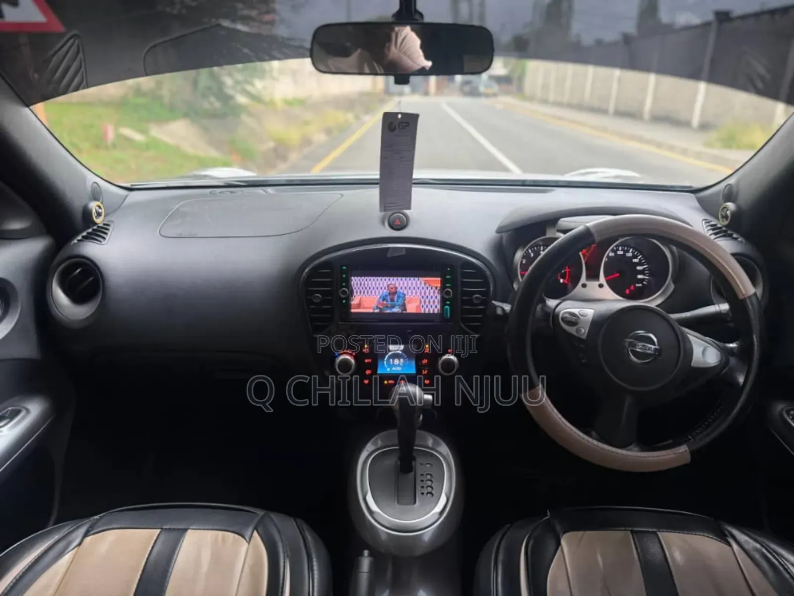 Nissan Juke 2011 Gray