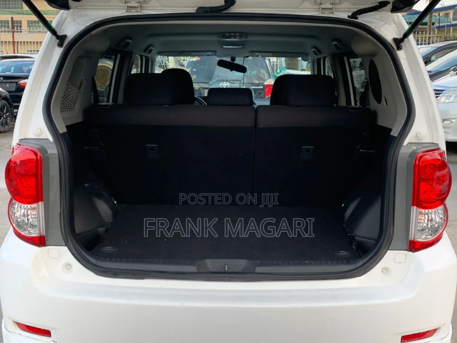 Toyota Corolla Rumion Hatchback 1.5 FWD 2008 White