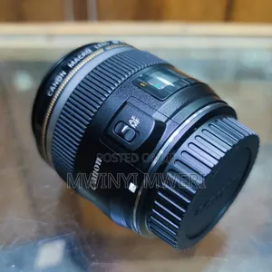 Canon EF-S 60mm F/2.8 Macro USM Lens