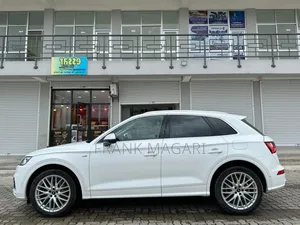 Audi Q5 2018 White