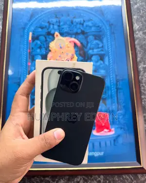 New Apple iPhone 15 128 GB Black