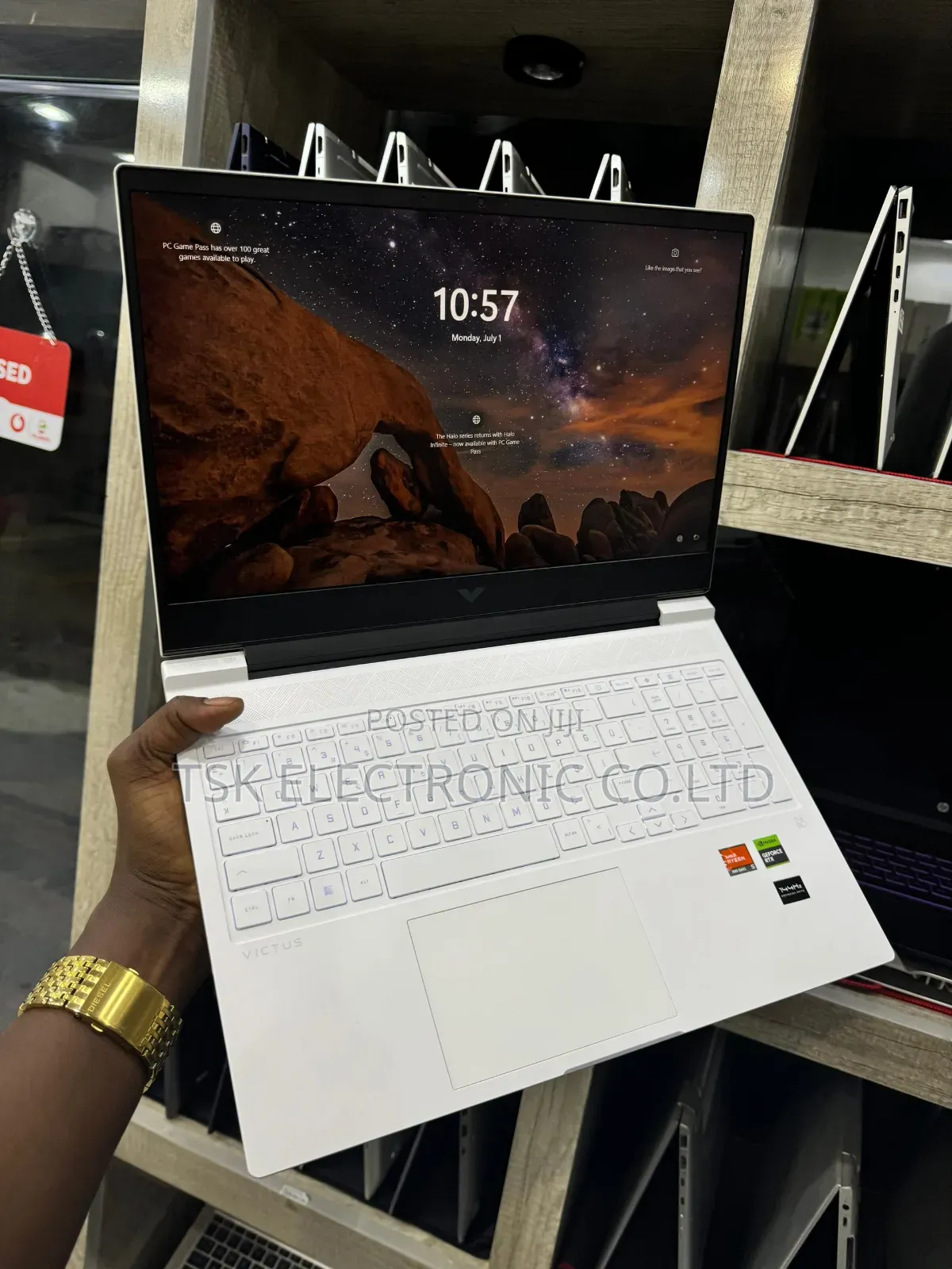 New Laptop HP Victus 15 16GB AMD Ryzen 5 SSD 512GB