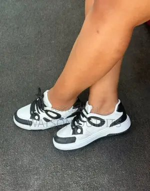 Raba/Sneakers Za Kike Og