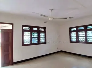 3bdrm House in Kawe Maringo for rent