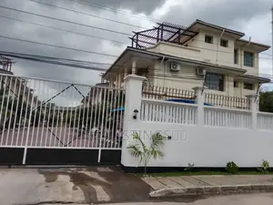 Furnished 6bdrm Villa in Estate Deal Tz, Mikocheni for sale