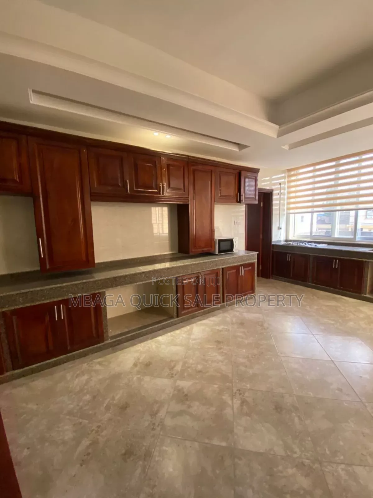 3bdrm Apartment in Chang'Ombe Keko for rent