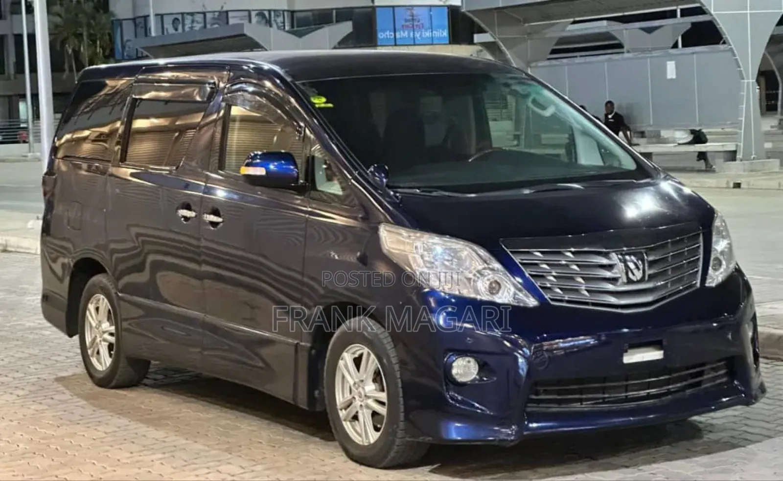 Toyota Alphard 2.4 Petrol FWD 2011 Blue