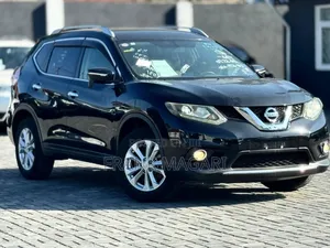 Nissan X-Trail 2.0 Petrol FWD 2014 Black