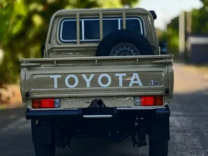 Toyota Land Cruiser 2023 Beige