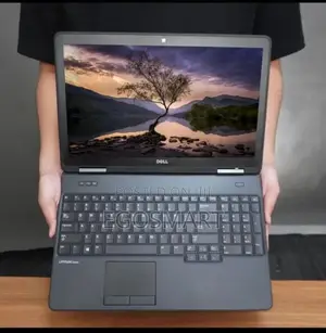 Laptop Dell Latitude 5540 8GB Intel Core I5 HDD 500GB