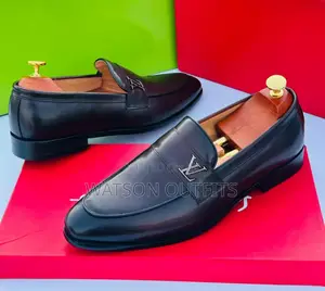 Louis Vuitton(Lv) Men Footwears/Shoes