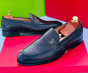 Louis Vuitton(Lv) Men Footwears/Shoes