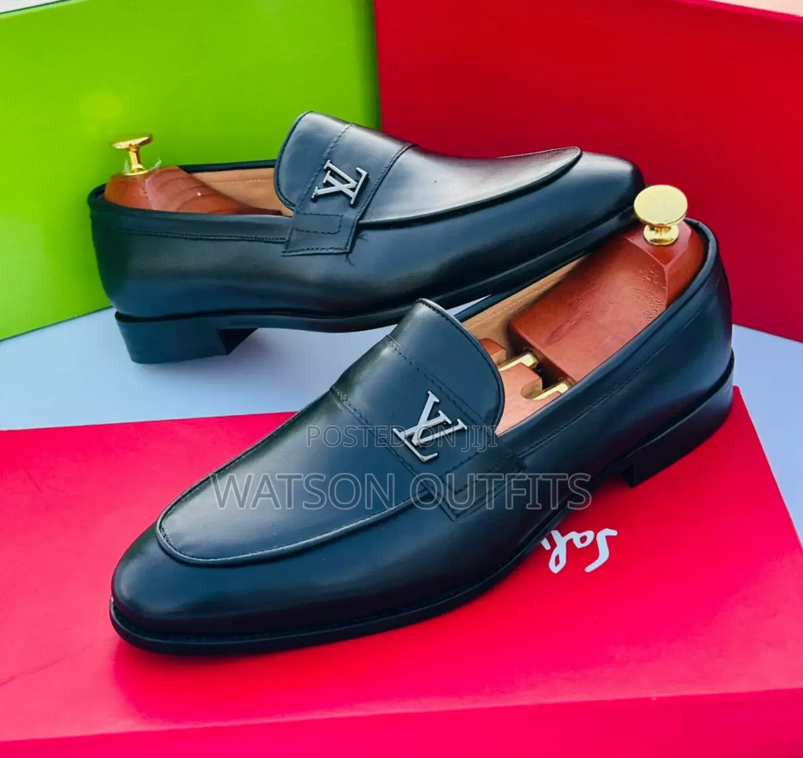 Louis Vuitton(Lv) Men Footwears/Shoes