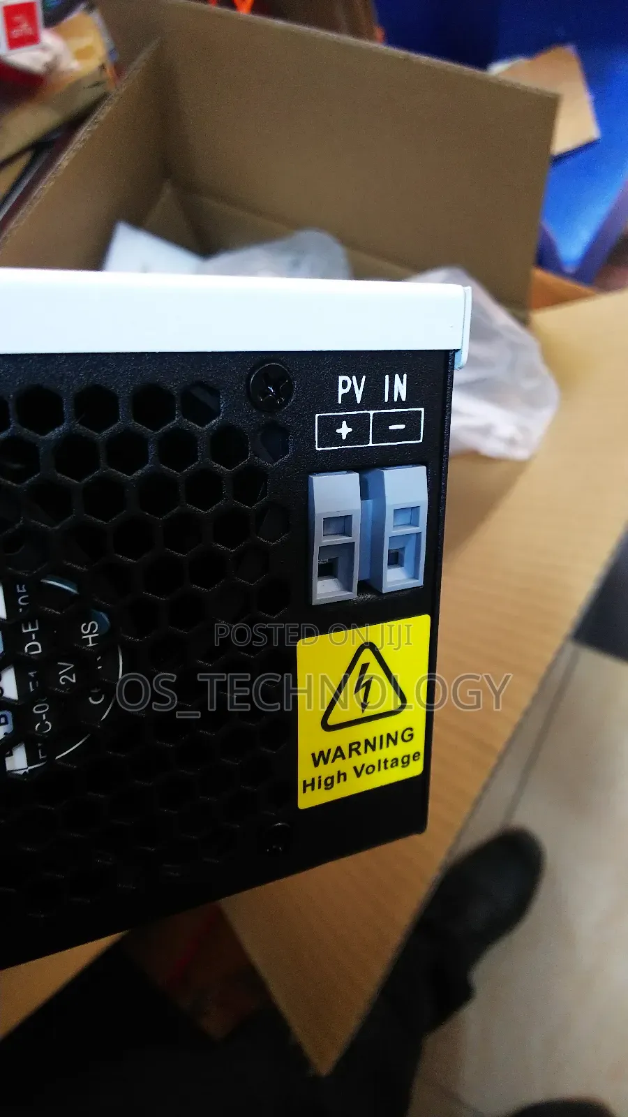 Original Hybrid Solar Inverter 3.2kv 24v 220v 3200w 13a