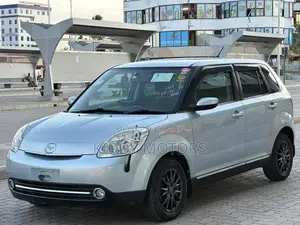 Mazda Verisa 2007
