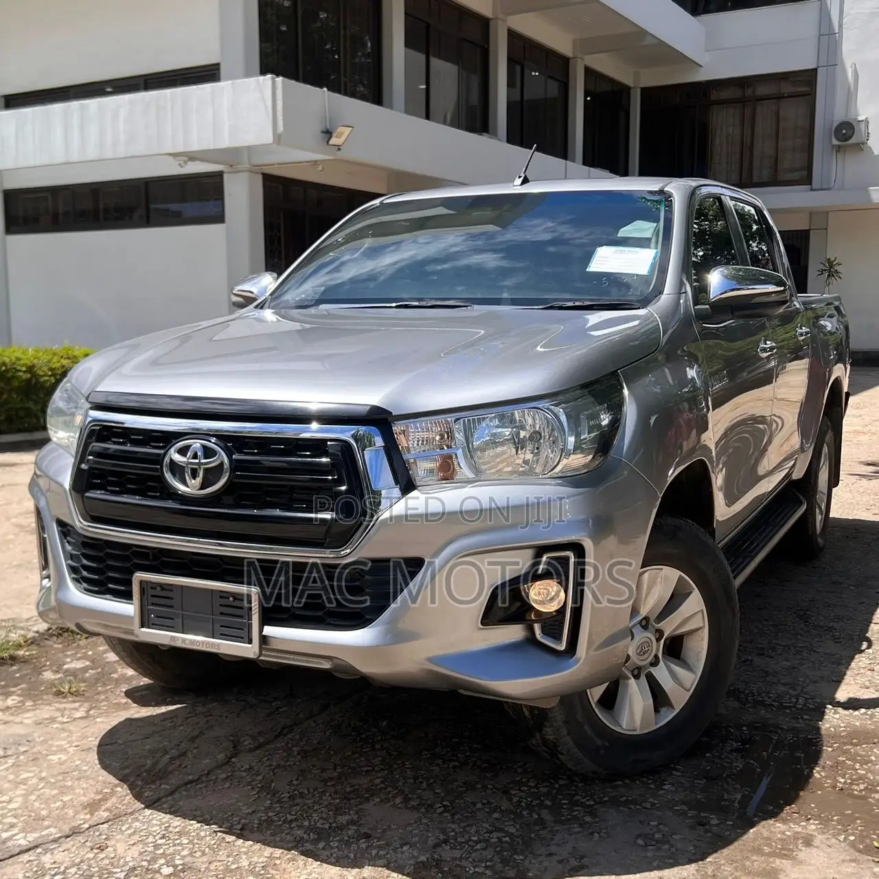 Toyota Hilux 2018 Silver