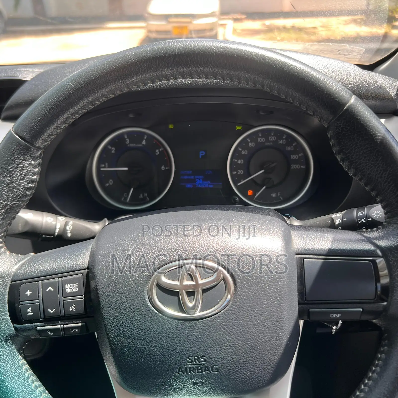 Toyota Hilux 2018 Silver