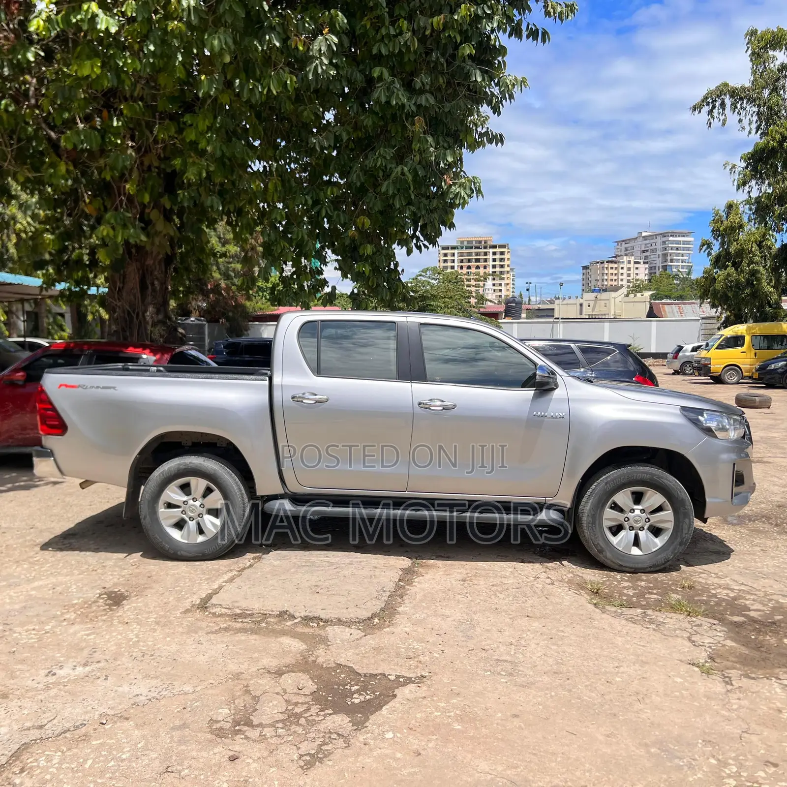 Toyota Hilux 2018 Silver