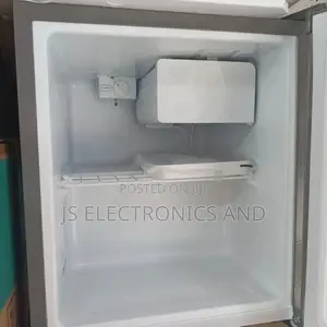 Ofa Ofa  Hisense Friji Ndogo Kabisa Ina Mlango Mmoja