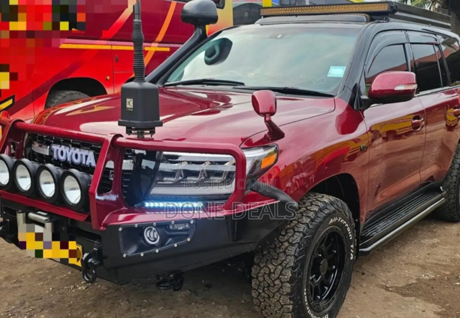Toyota Land Cruiser 2015 Red
