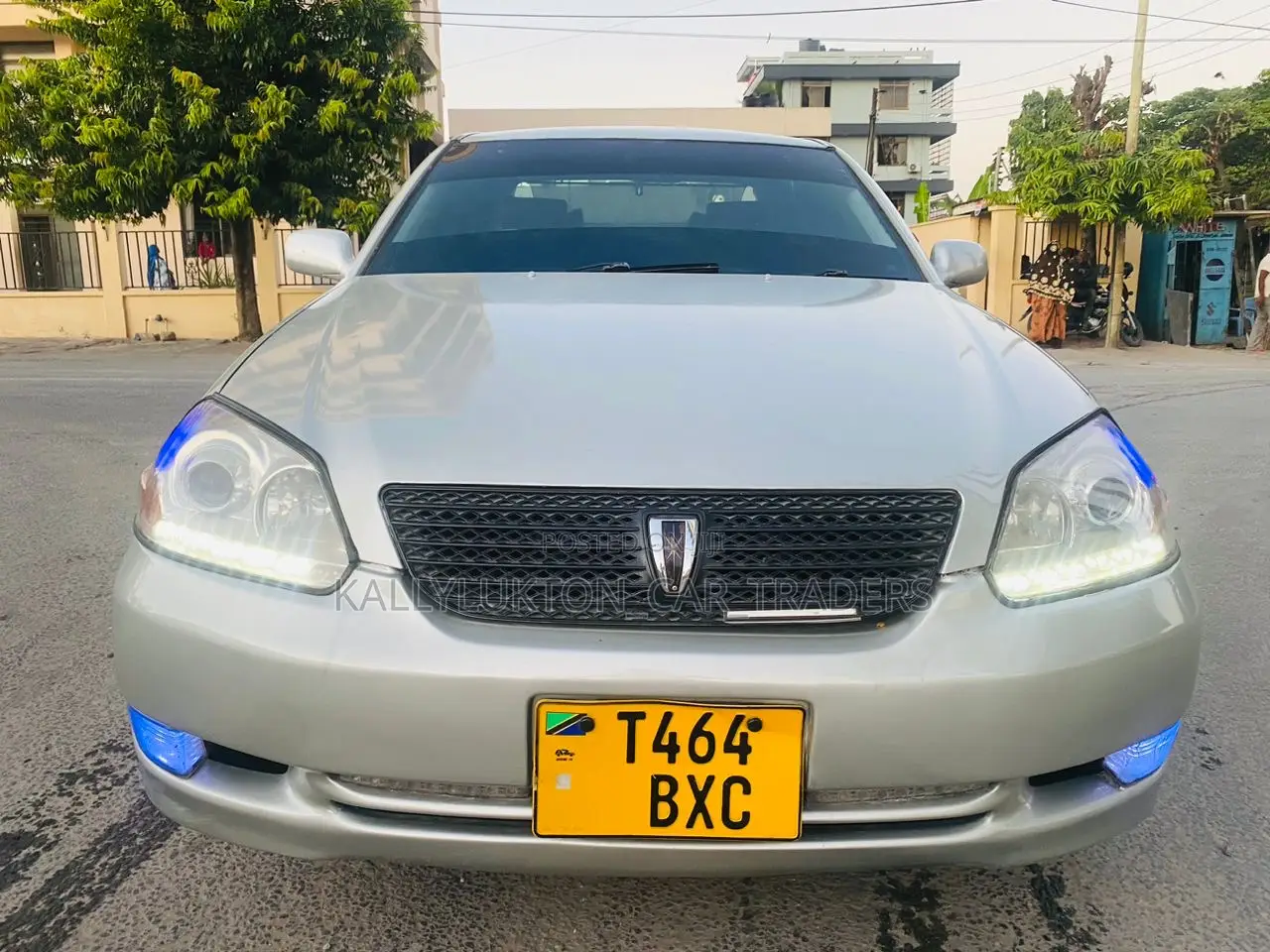 Toyota Mark II 2003 Silver