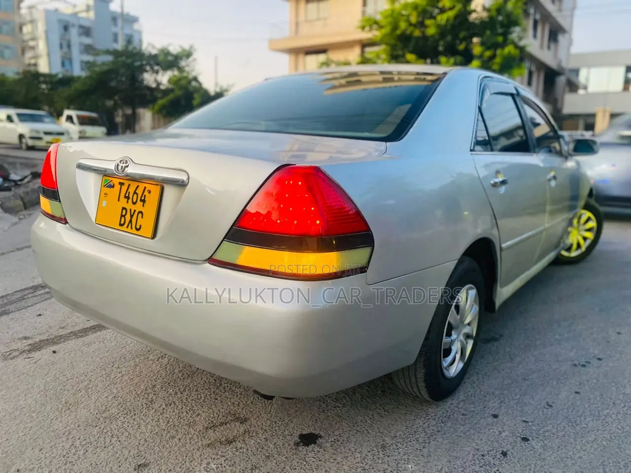 Toyota Mark II 2003 Silver