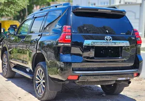 Toyota Land Cruiser Prado 2.7 2020 Black