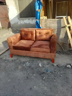 Sofa Set Ya 2:2:1:1 Rangi Ya Light Brown