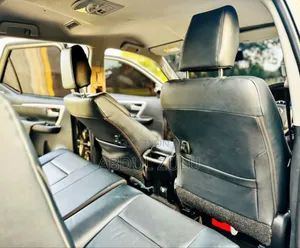 Toyota Fortuner 2023 Teal