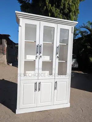 Kabati La Vyombo Mpyaa Kabisa Zipo Tayari Unakuja Kulibeba
