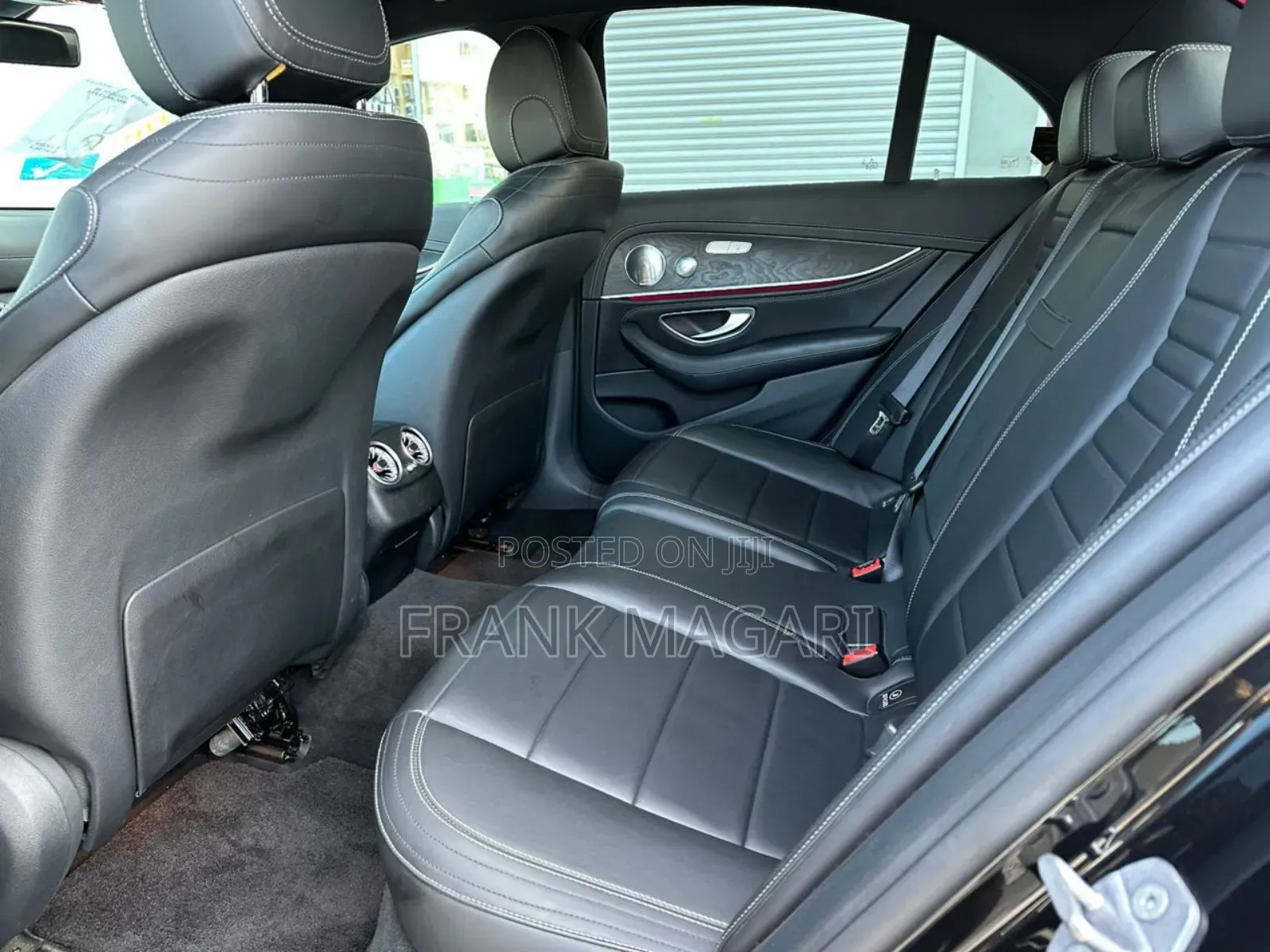 Mercedes-Benz 220E 2017 Black