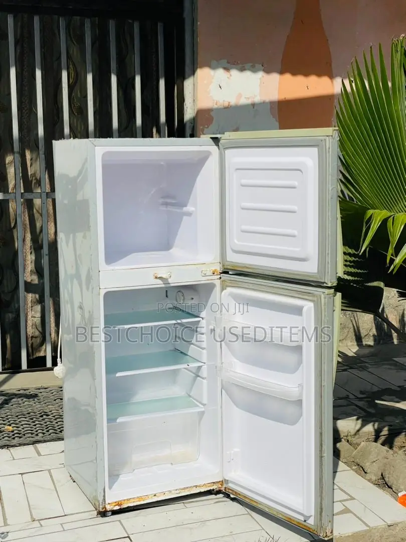 Fridge Milango Miwili Used Na Ni Kubwa Mno Tuwahi Exchange