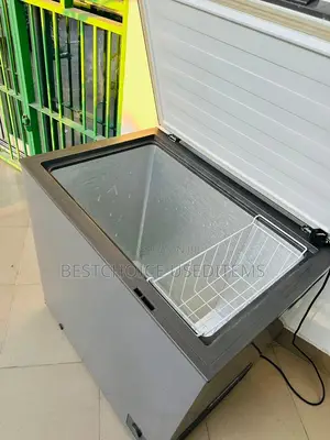 Hisense Freezer // 200L // Used // Top Up Na Exchange