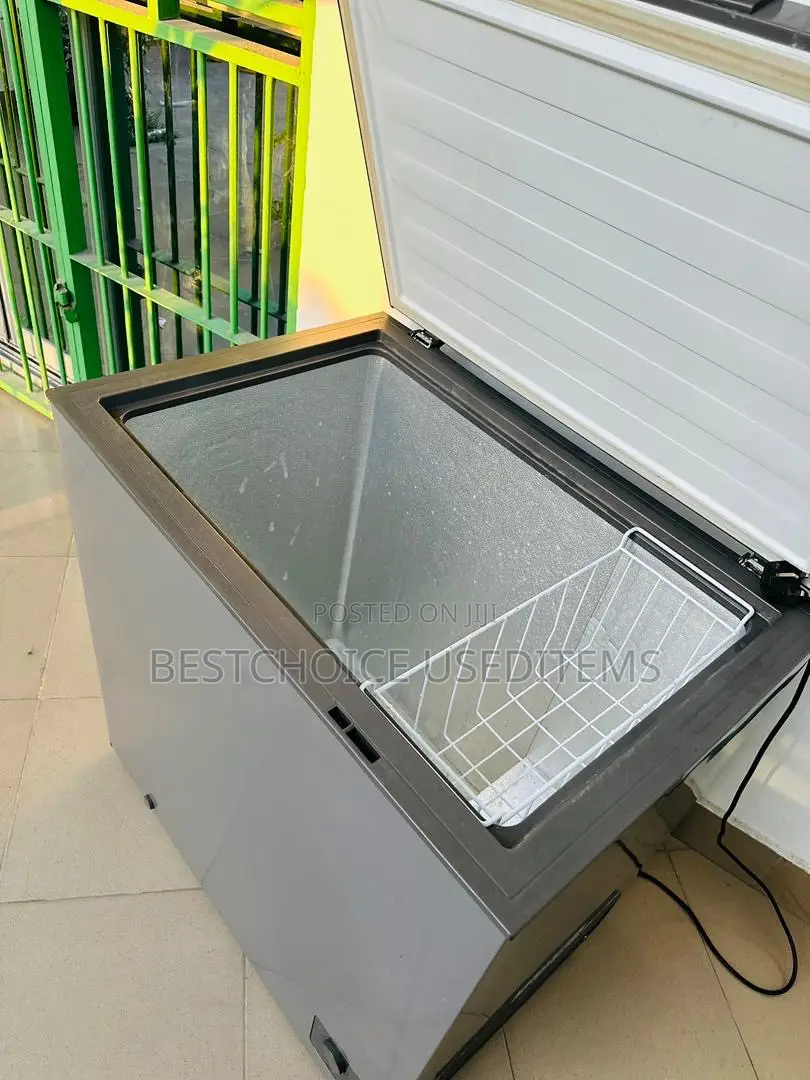 Hisense Freezer // 200L // Used // Top Up Na Exchange